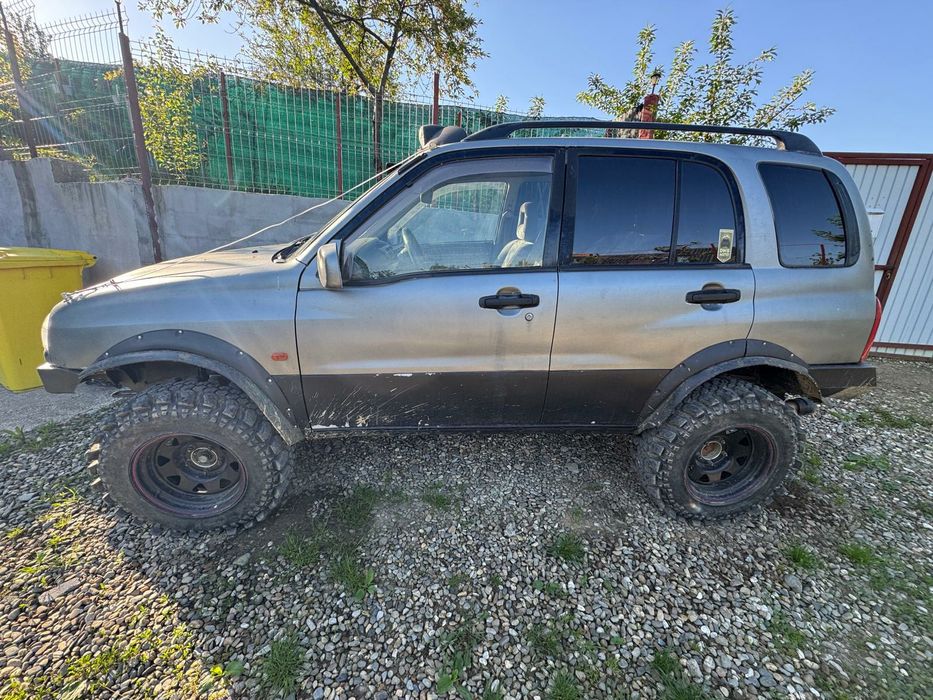 Suzuk Vitarai off road