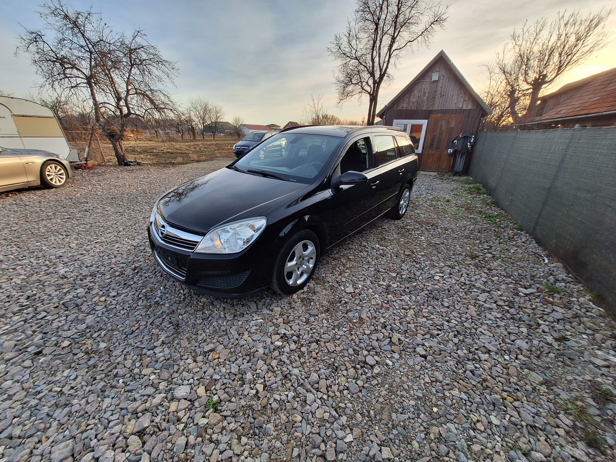 Opel Astra 1.7cdti 110cp