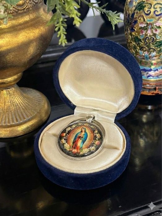 Breloc nou religios Fecioara Maria