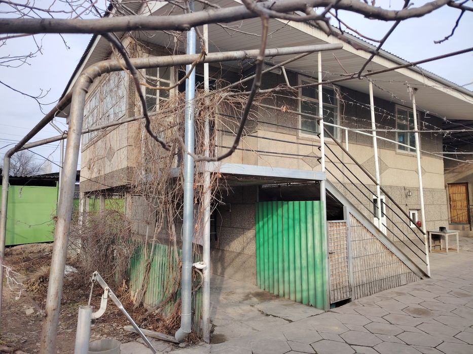 Үй      сатылады