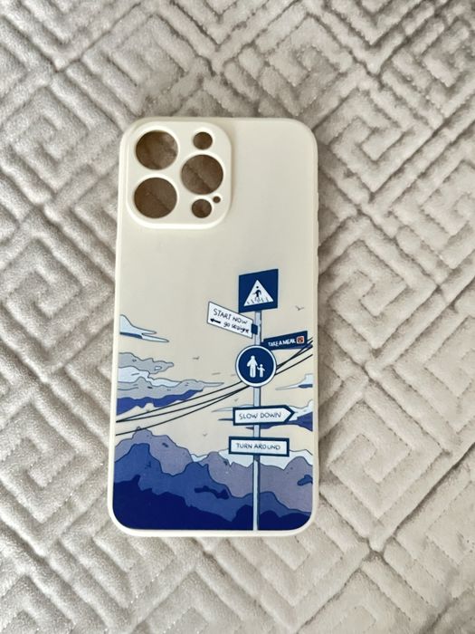 Чехол Маркет для Apple iPhone 14 Pro Мах молочный/белый