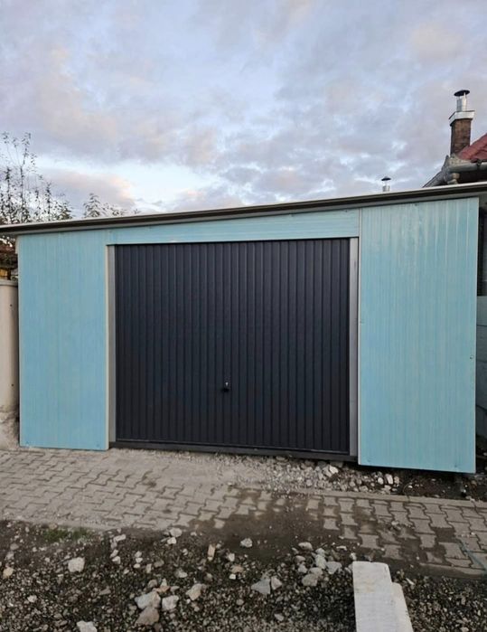 Vand construim garaje auto pe structura metalica