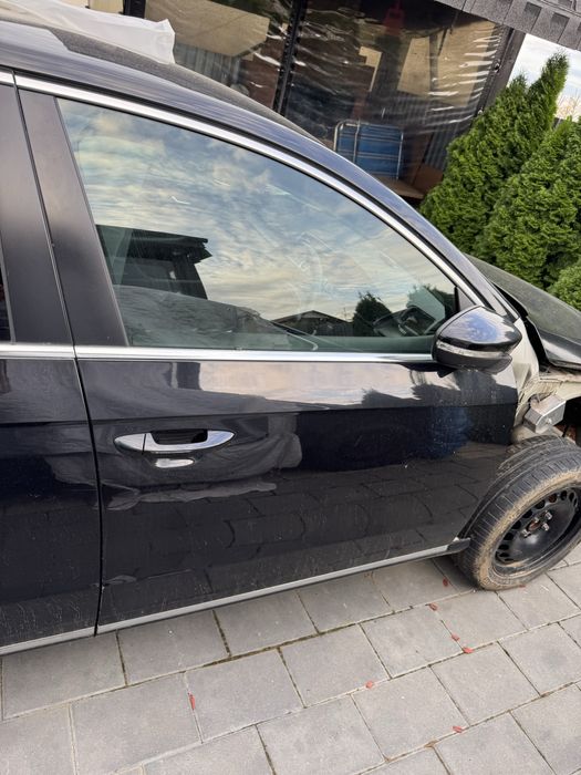 Portiera dreapta fata dreapta spate passat b7 berlina