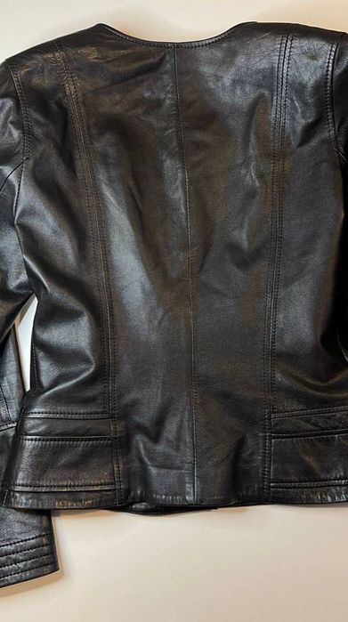 vand geaca din piele naturala