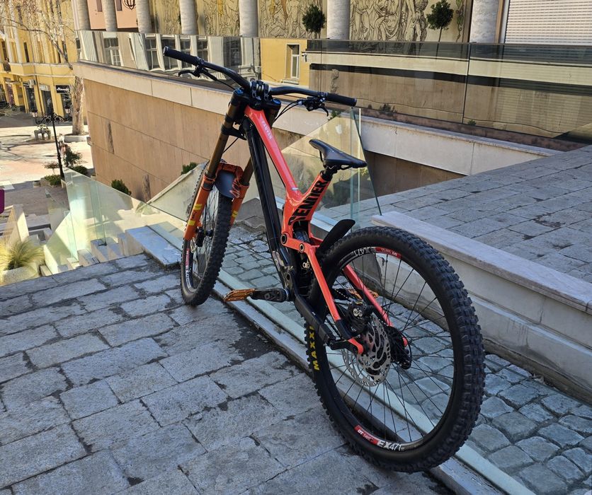 Продавам Canyon Sender cf 9.0 2020