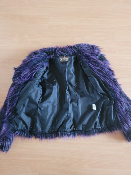 Дамско косместо палто