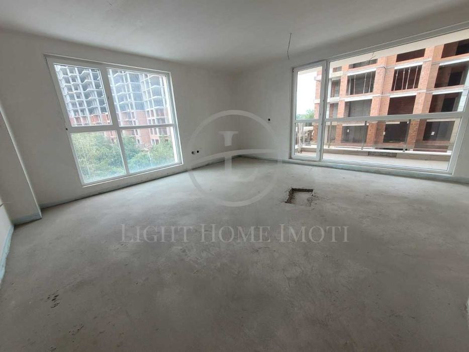 Продава се Тристаен апартамент в Пловдив, Кючук Париж - 106 кв.м за 996 €/кв.м - Снимка #1