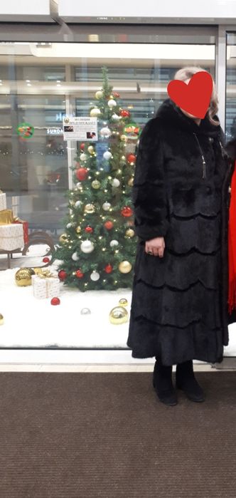 Продам шубу шикарную Каспий Ред можно