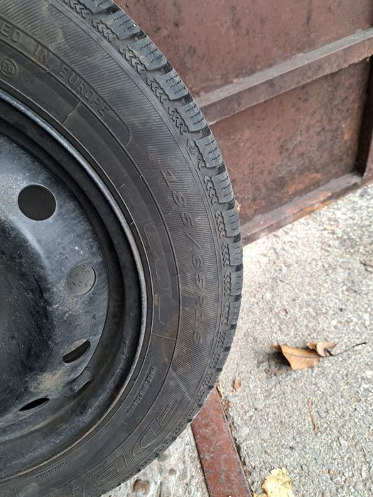 Debica Frigo 2 185/65/15 DOT 2924 с джанта ЕТ 43 4×100за Рено и други