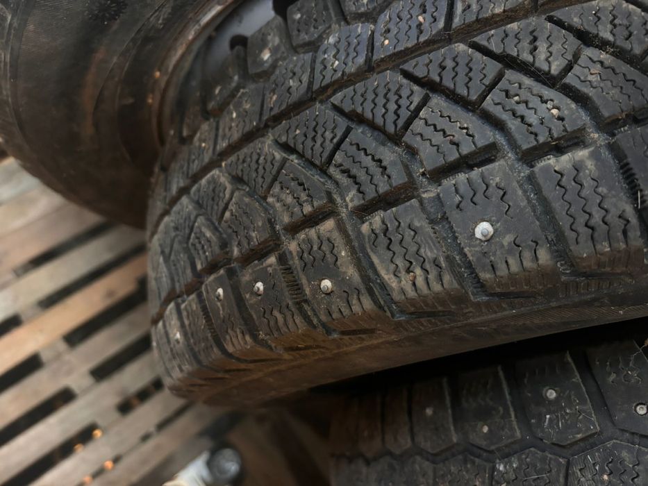 Зимние шины, размер 13