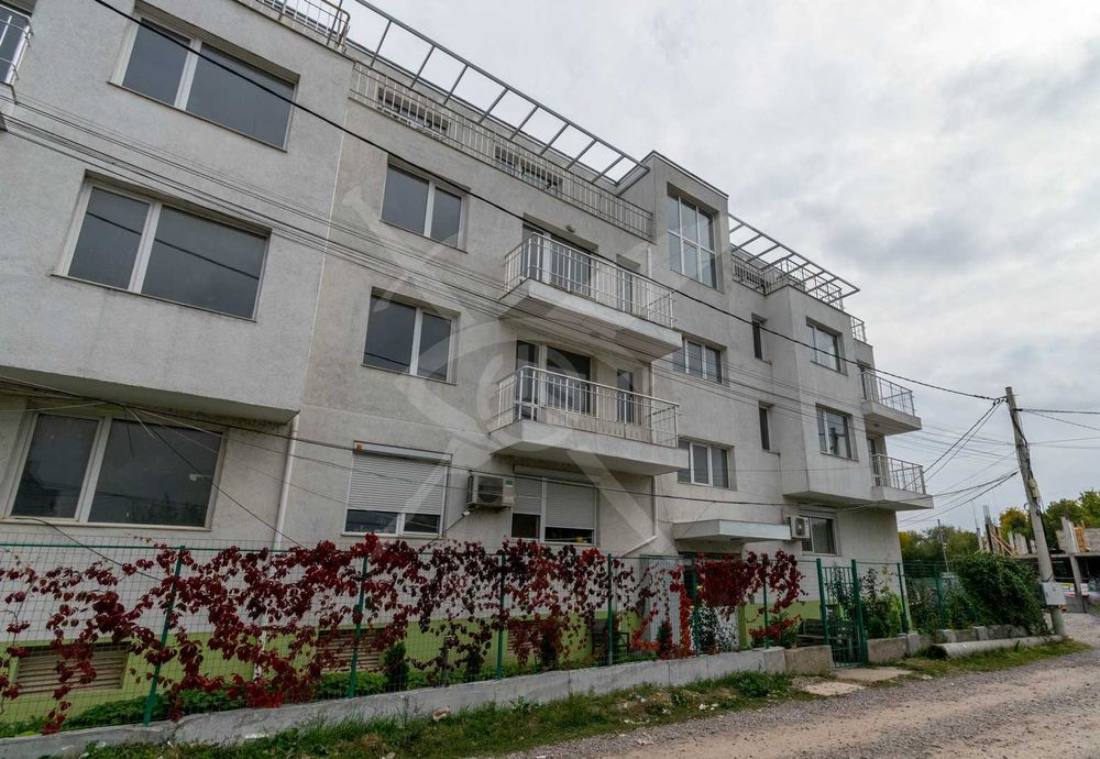 Тристаен апартамент в жк. Обеля № 28645