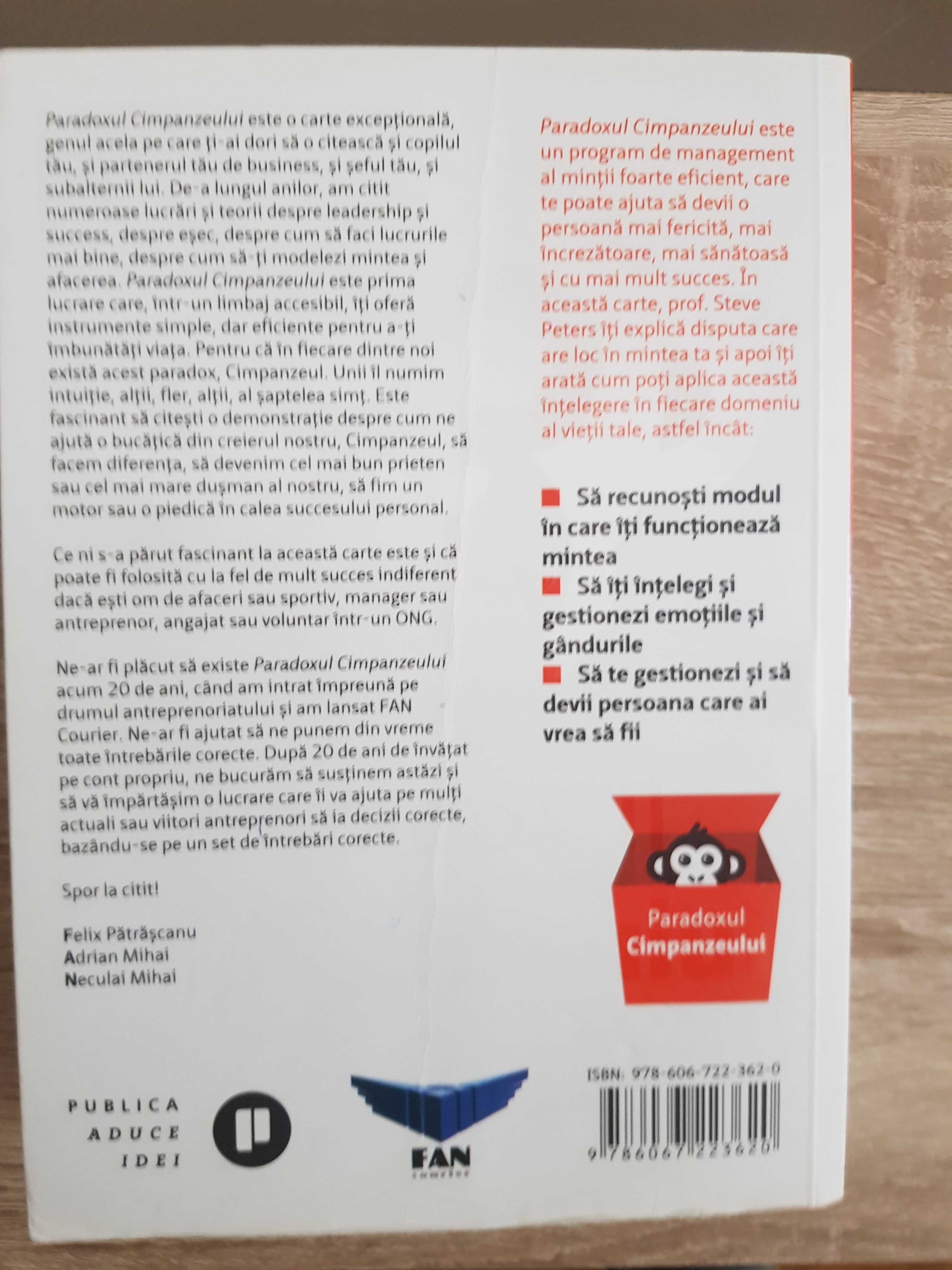 Vand Cartea Paradoxul Cimpanzeului