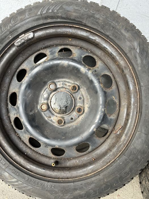 2 бр. джанти 16” със зимни гуми 205/55/16 5x120