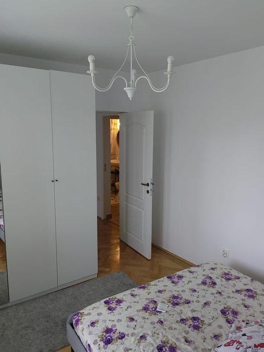 Închiriez apartament 2 camere