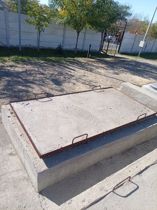Vand loc de veci  cimitirul nord Craiova