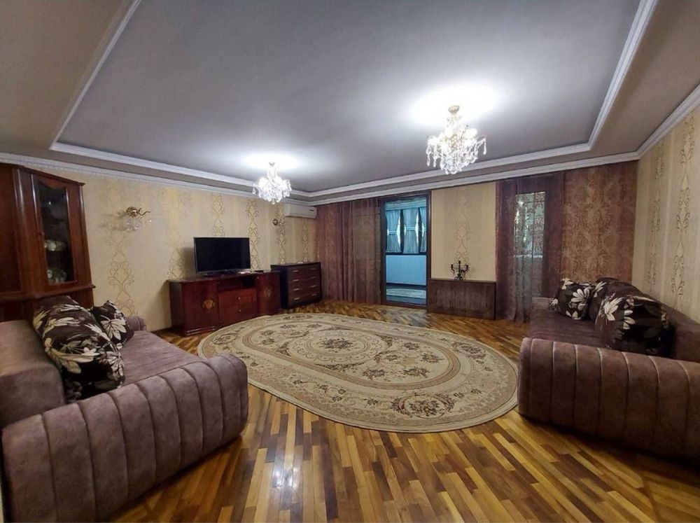 ШРуставели 3х комнатная Евро Квартира 86м2 77-серия
