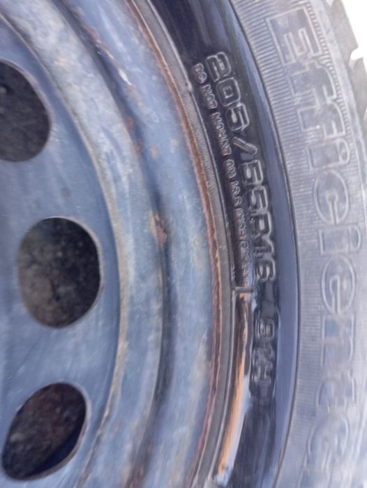 Cauciucuri iarnă  diferite mărimi