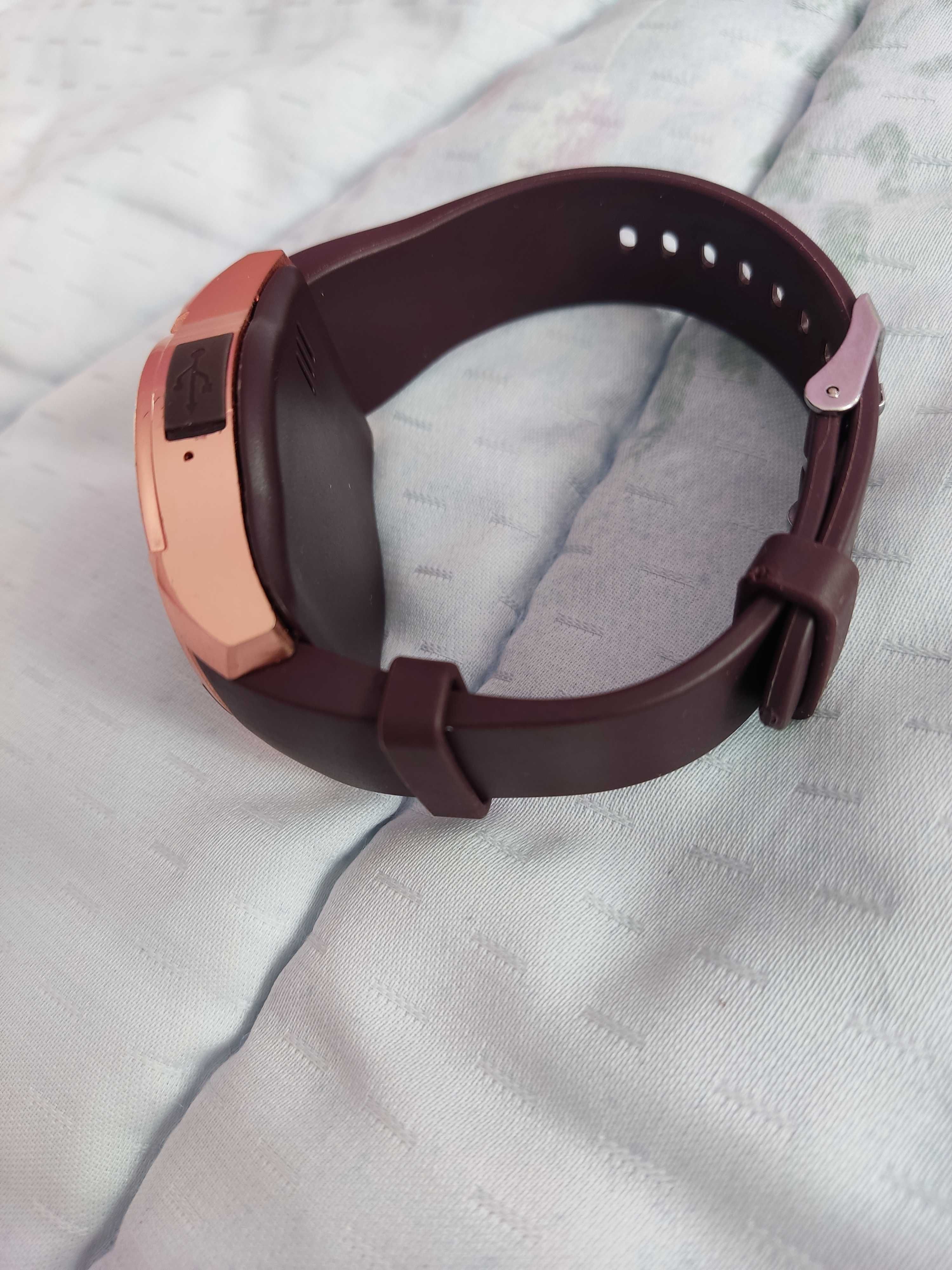 Сензорен смарт часовник, SIM карта, камера, bluetooth функция, аларма