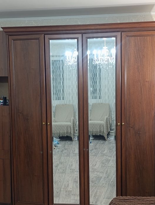 Продам очень хороший шкаф.