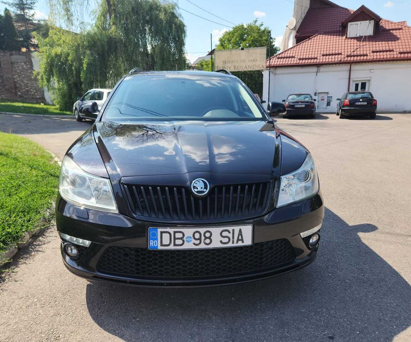 Skoda Octavia II Facelift VRS Black edition (model) 1.6 TDI An 2012