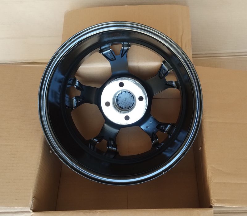 Jante 4 x 100 R 15 Dacia Logan Spring Sandero Lodgy Dokker Stepway MCV