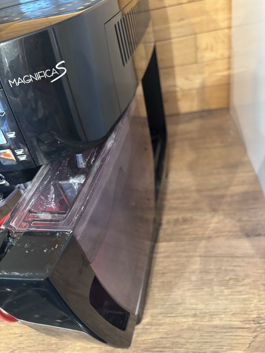 Aparat cafea Delonghi Magnifica S