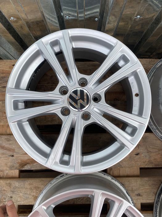 16 Цола 5 х 112 мм Фолксваген , VW Голф , Пасат , Туаран , Джета