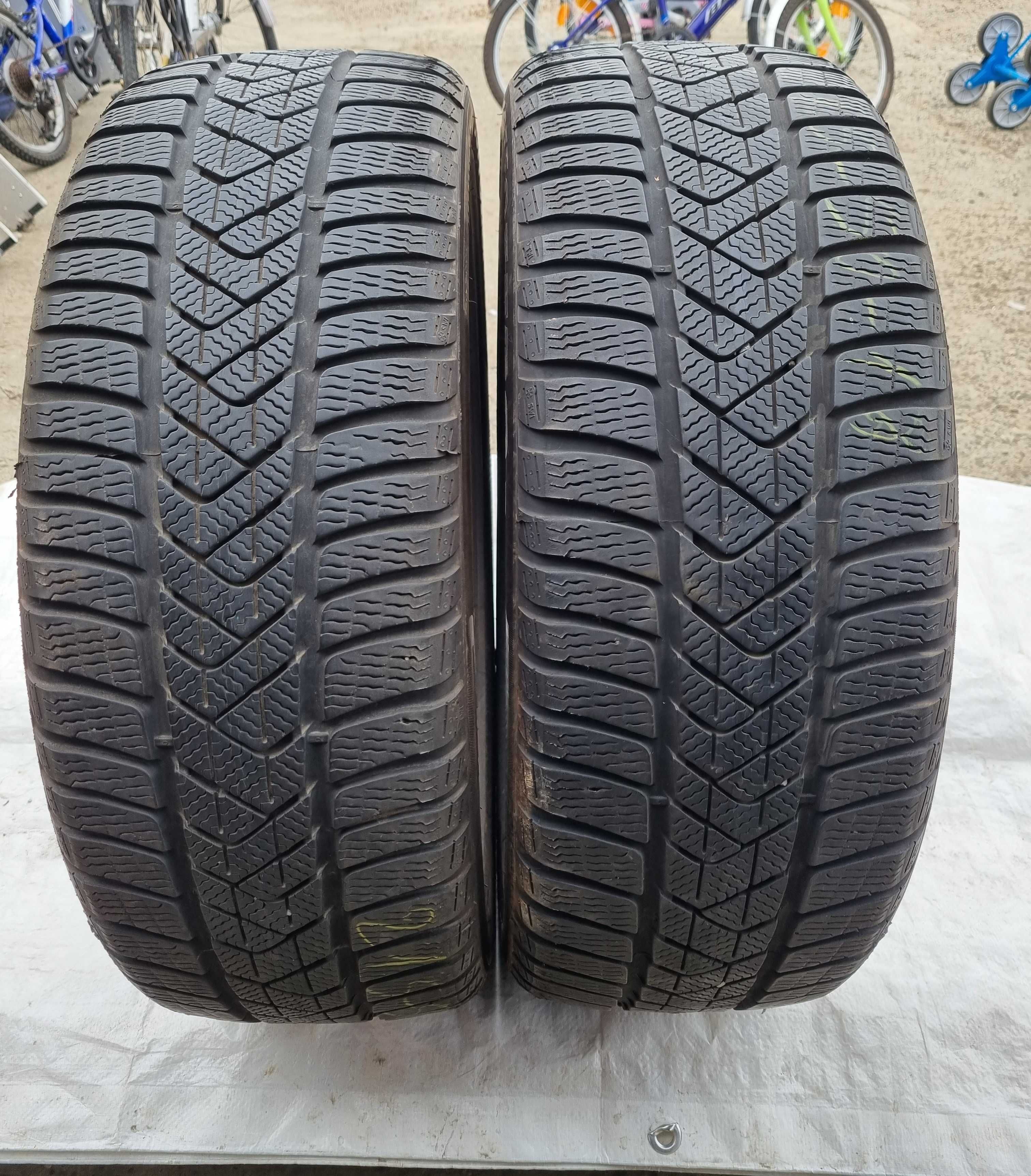 Anvelope 215 50 18 Pirelli Sottozero 3 Winter Dot 2018