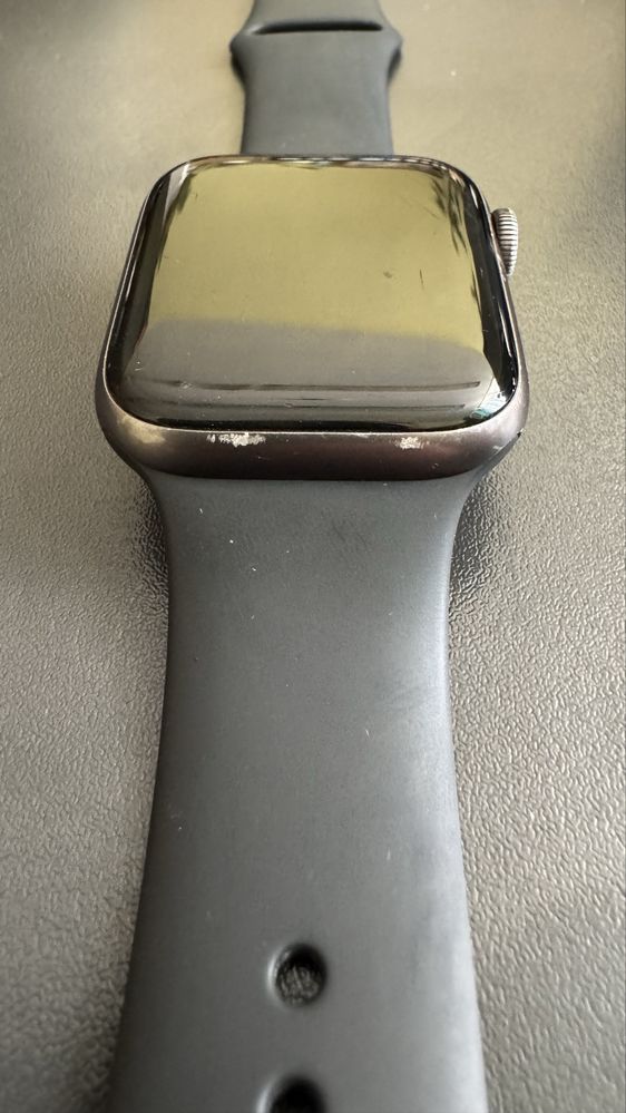 Apple Watch Series 4 44mm Space Gray Sport Black