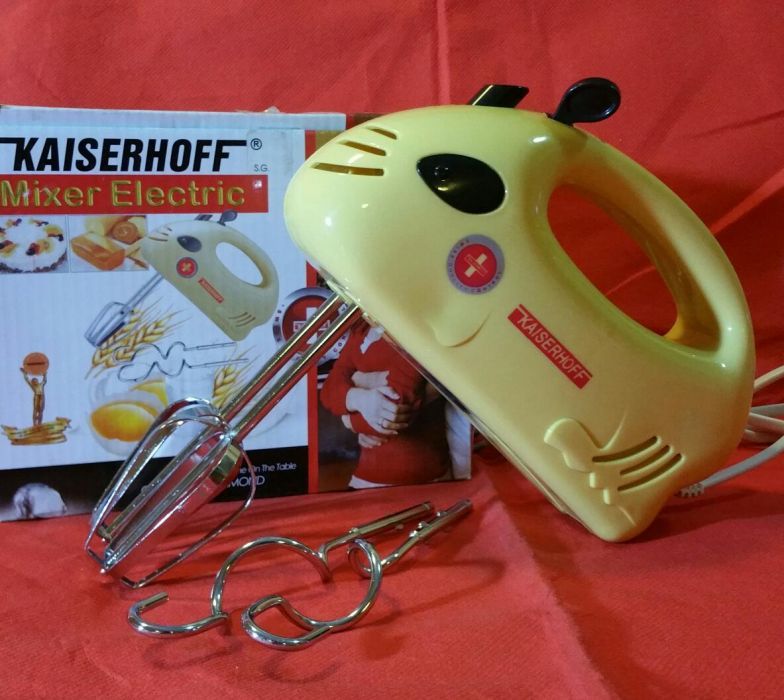 Mixer electric KAISERHOFF/ 200W / 7 vitze / 4 accesorii - NOU - 50 Lei