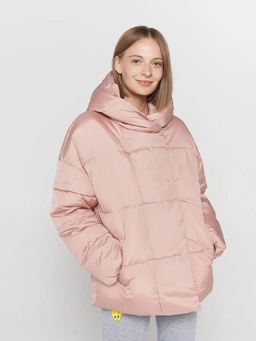 Пуховик женский демисезонный в хорошем состоянии оверсайз