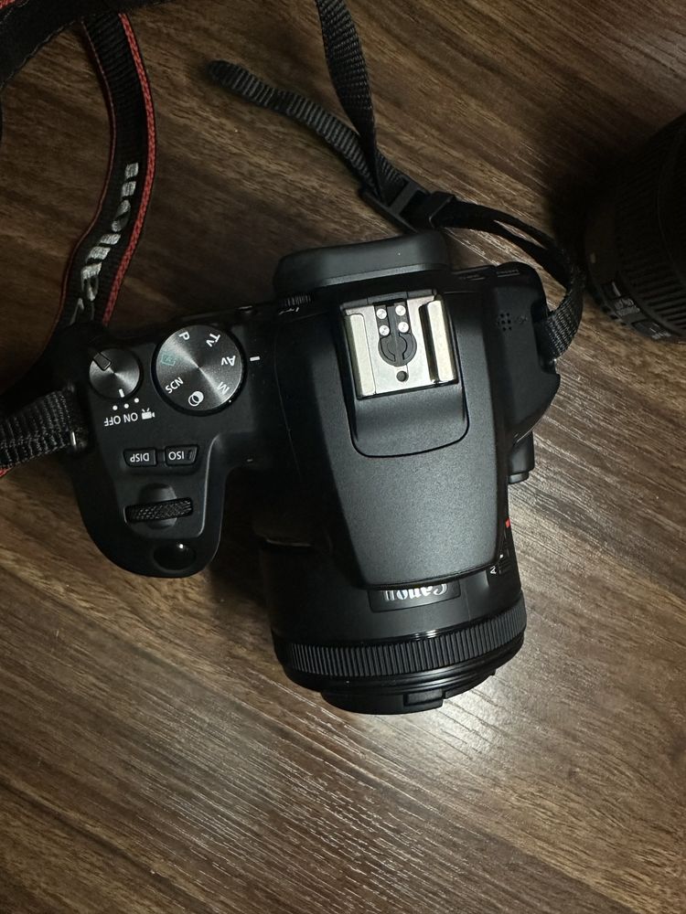 CANON 250D-почти новая, только ГОРОД ТАШКЕНТ