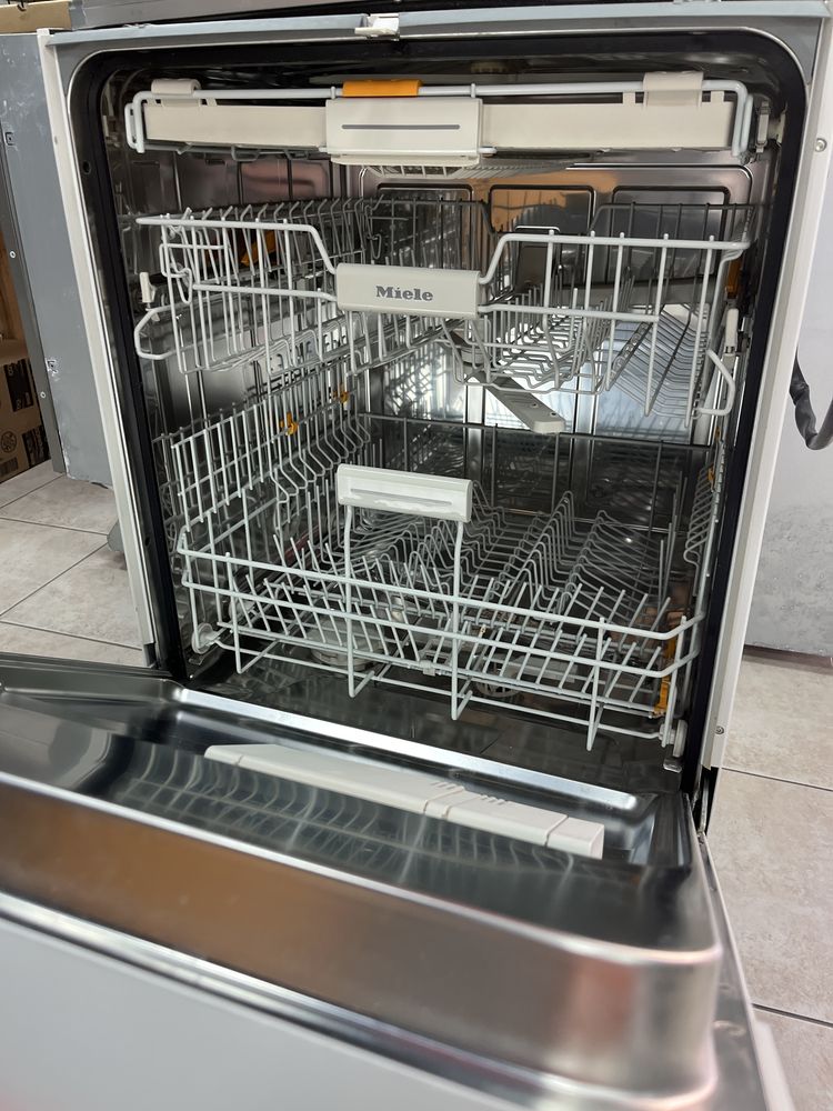 Miele G 6300 sci свободностояща миялна /AutoOpen/24 мес гаранция