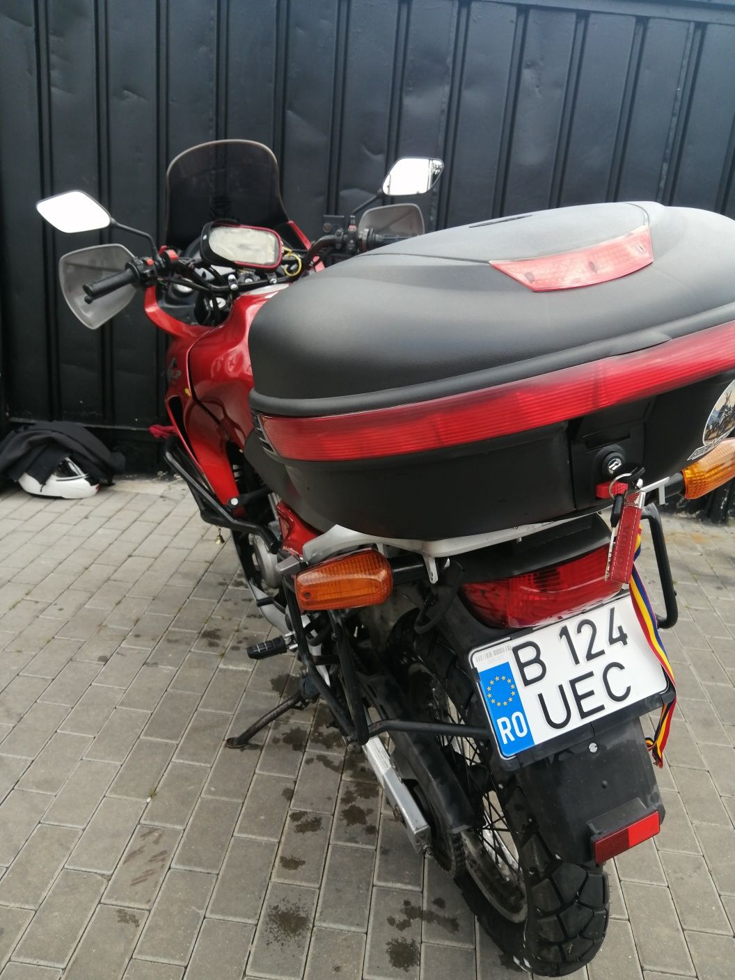 Honda Transalp XL650V