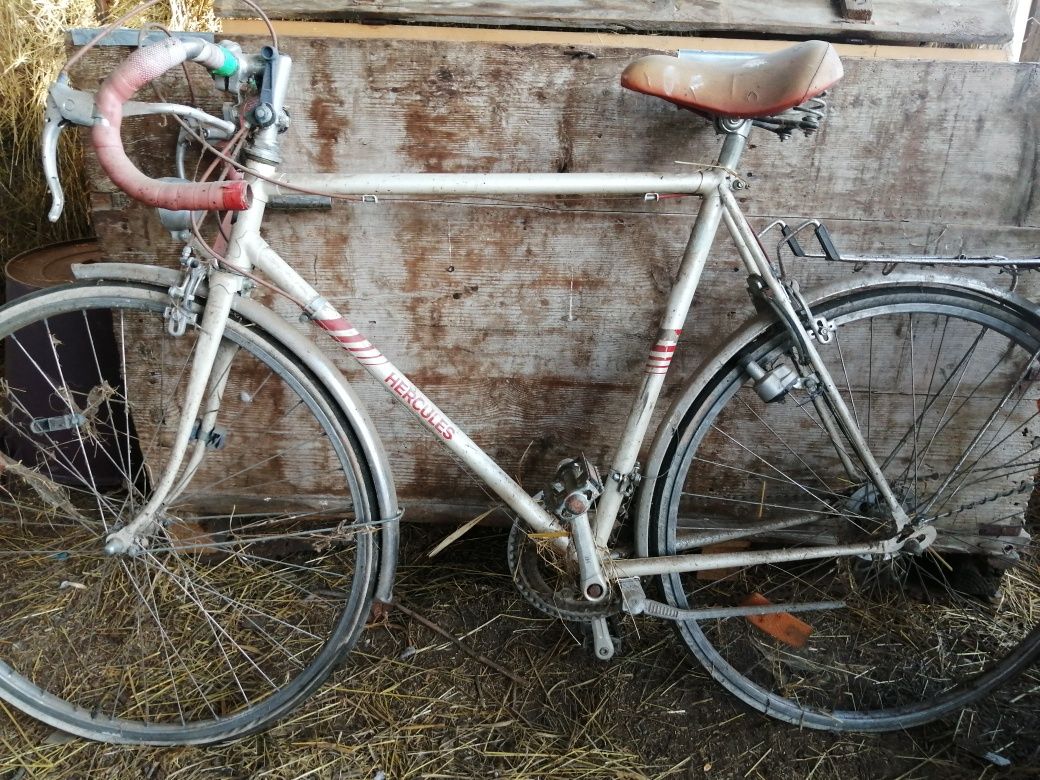 Bicicleta hercules pe 28