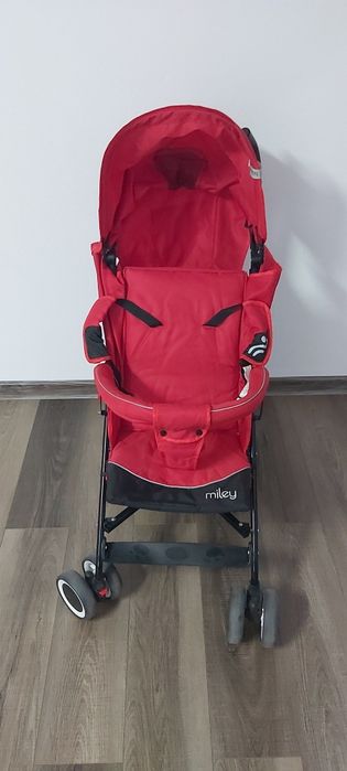 Vand cărucior copii