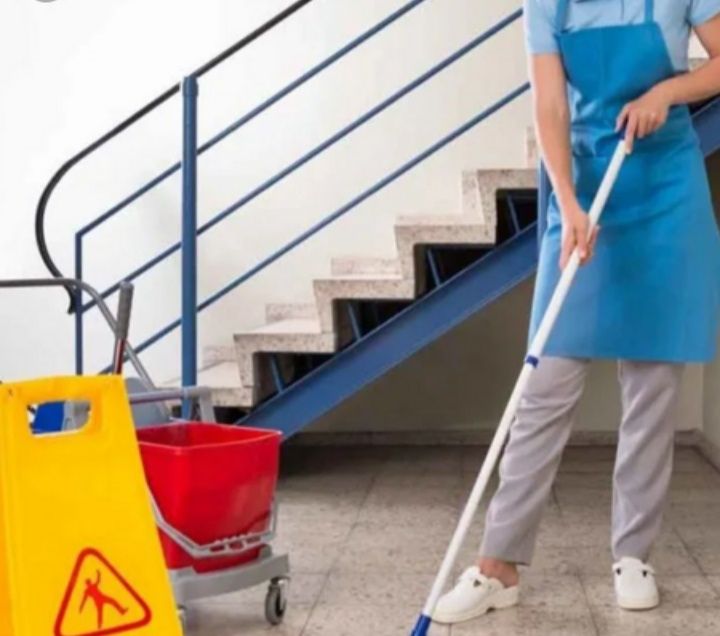 Уборка подъездов.