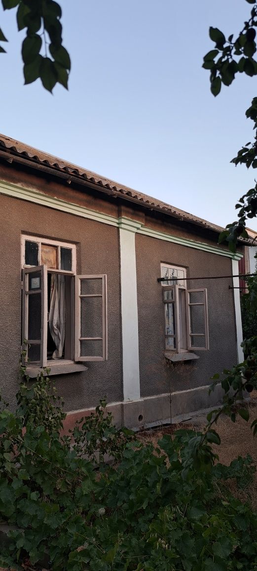 Дача с Бассейном и Домом Навбахор рядом Янгибазар Паркент Джумабазар