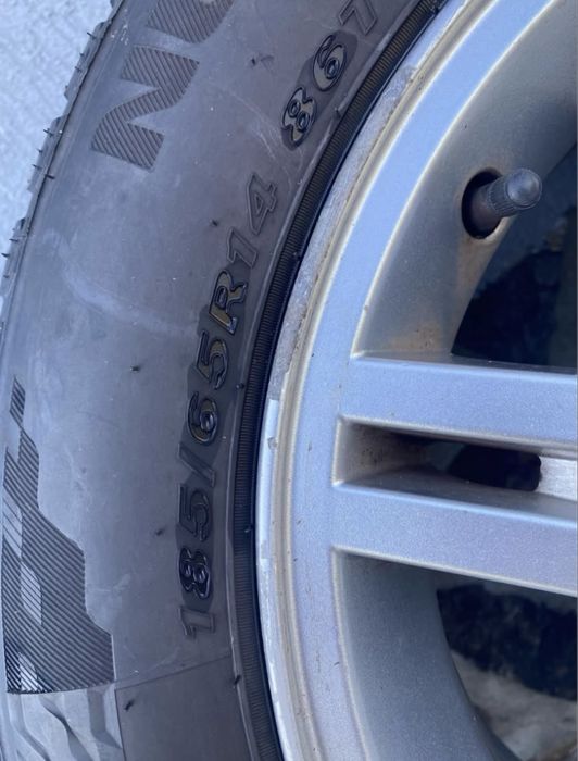 Vand genti de aluminiu ford focus in 4 prezoane!
