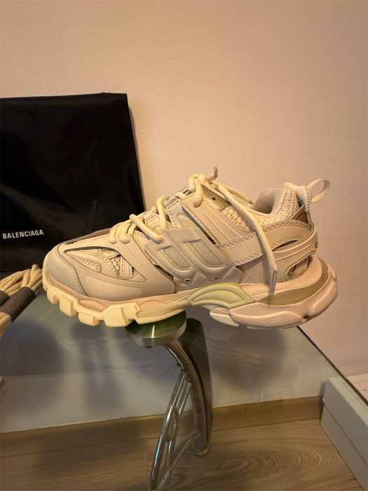 Balenciaga Track Orice Model & Numar