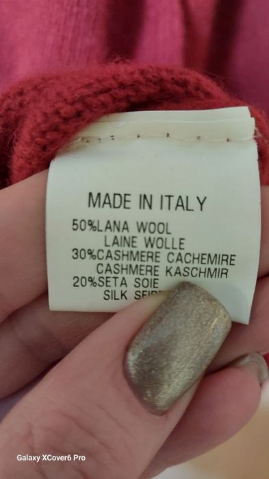 Мъжки пуловер Cashmere.30%кашмир, 20%коприна,  50% вълна. Размер М