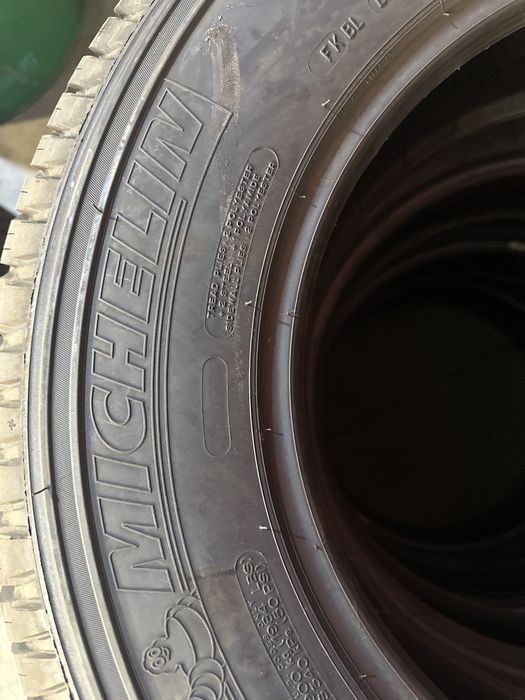 205/80/16  Мишелин 100 лв