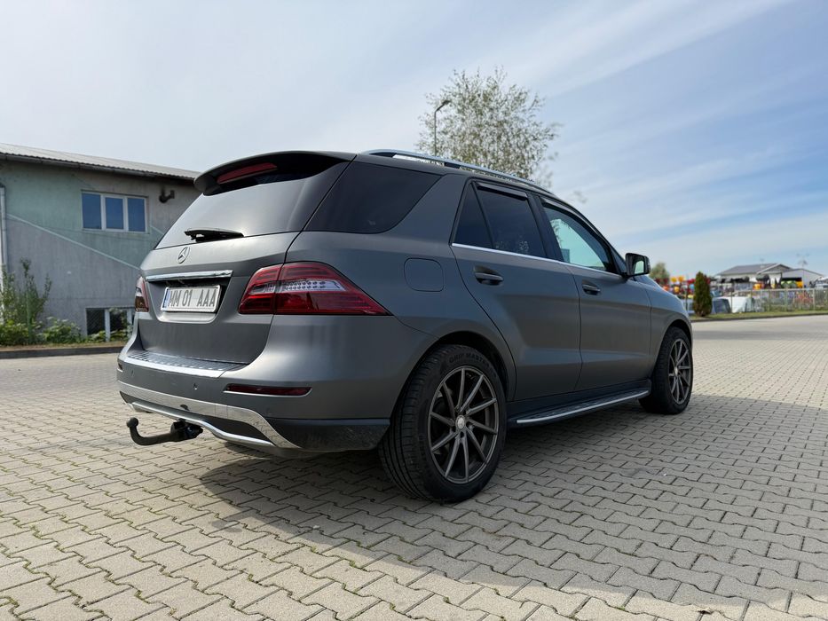 Mercedes ML350 4MATIC 2012