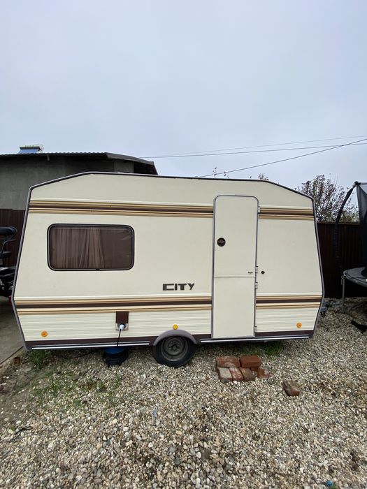 Rulotă in stare impecabila