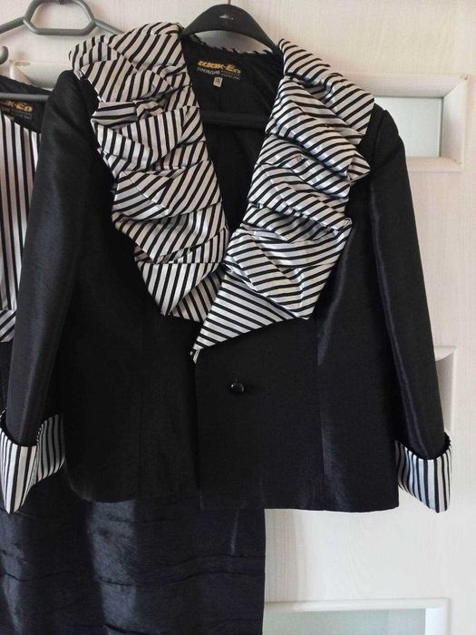 Българска дамска сатенена рокля на бутик Шик XL