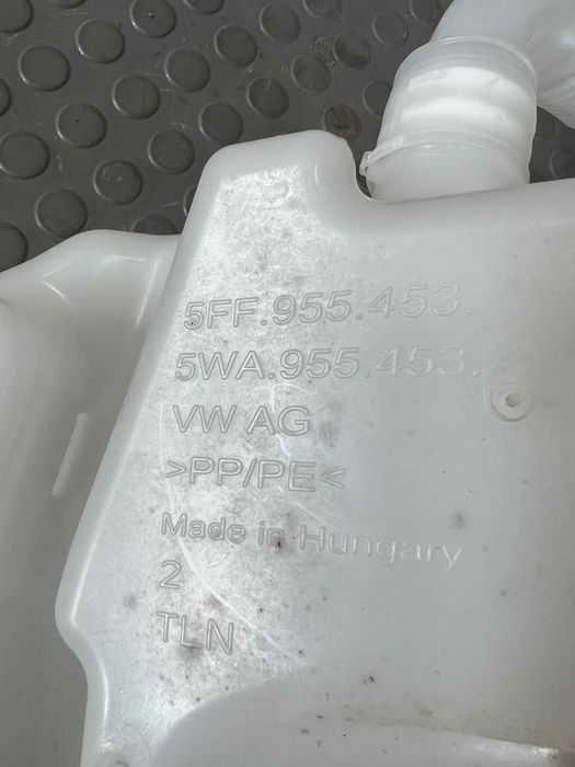 Vas Stropgel Lichid Apa OEM Vw Golf 8
