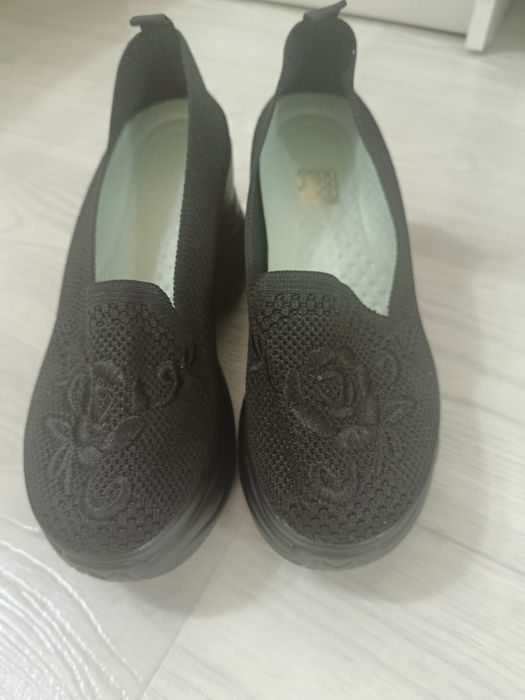 Продается новая обувь