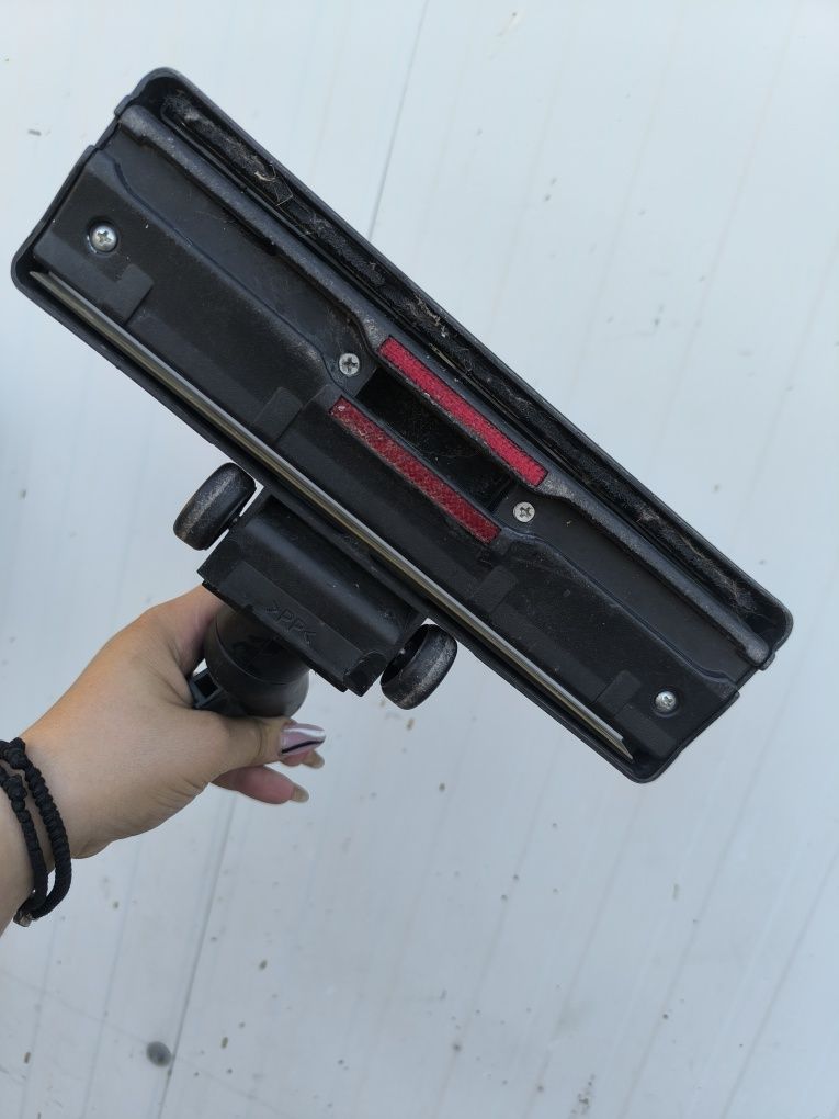 Перяща прахосмукачка Rowenta 1400W