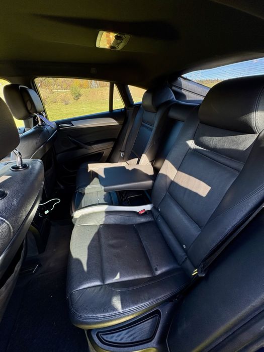 BMW X6  Editie cu 4 locuri an 2012 4x4 Permanent  Dual Turbo