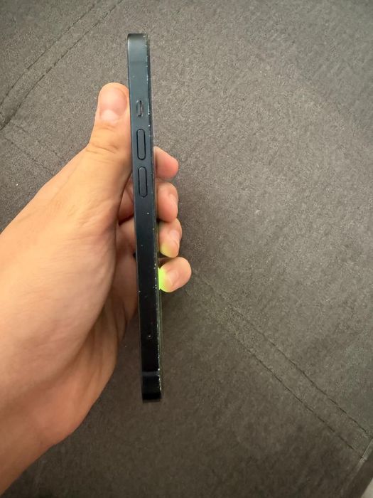 Iphone 13 impecabil